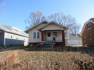 125 Allens Ave, Galesburg, IL 61401