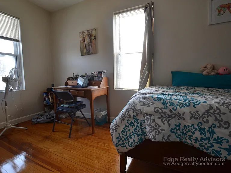 15 Litchfield St #2 — Photo 10