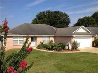 2076 Winners Cir, Cantonment, FL 32533