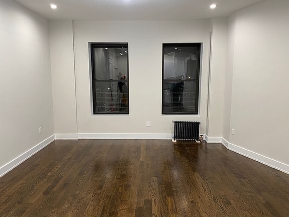 3rd image of 901 Washington Ave #As