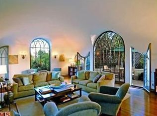 2226 N New Hampshire Ave, Los Angeles, CA 90027