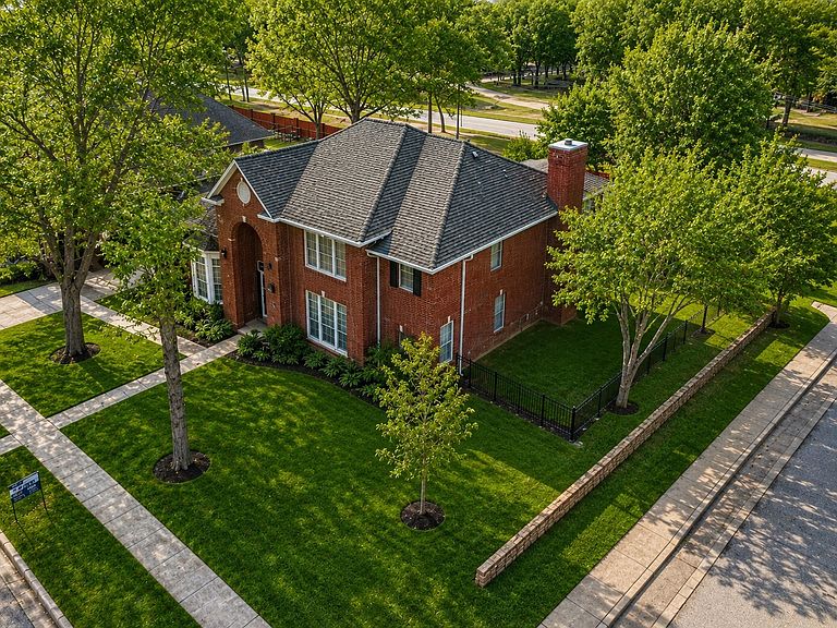 Listing photo 5