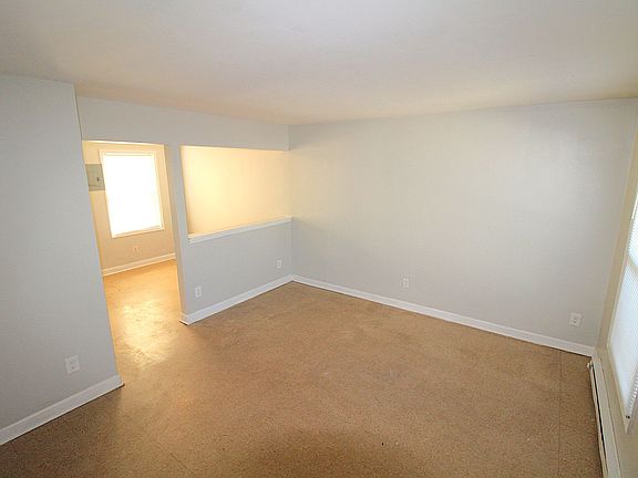 5th image of 2608 Hemphill St APT A1