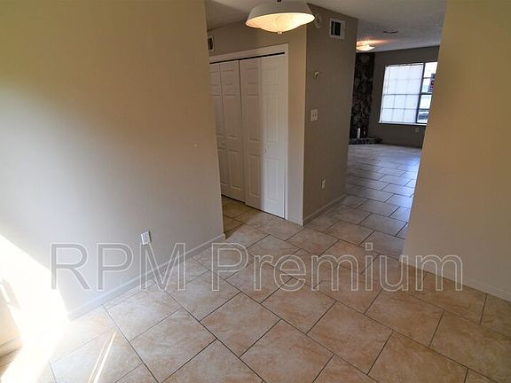 4th image of 1012 Seville Ave Unit 2