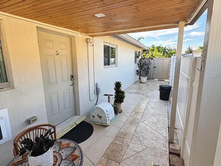 2664 Exuma Rd — Photo 2