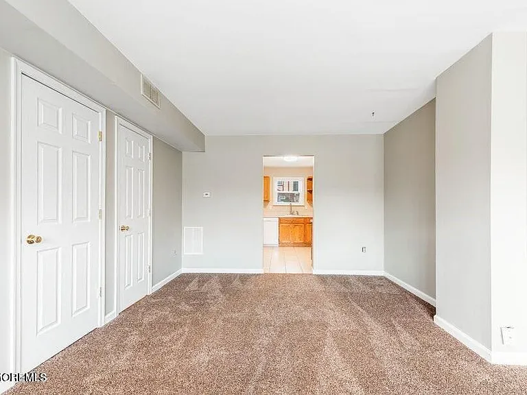 53 Briar Mills Dr #53 — Photo 8
