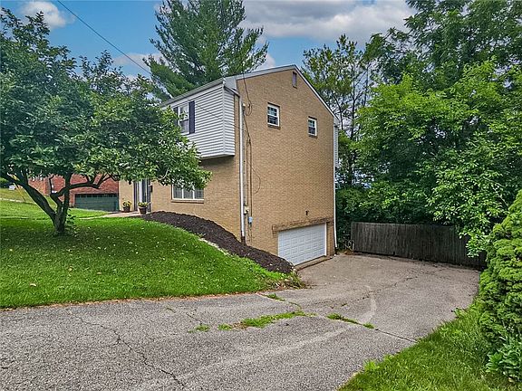 3rd image of 1361 Pesavento Dr