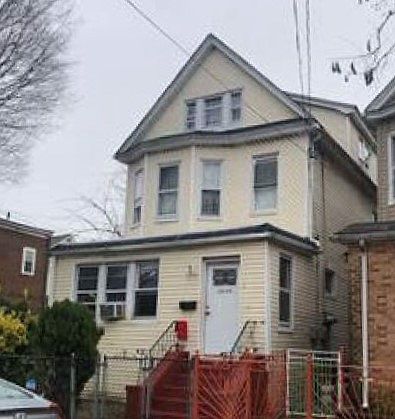 2nd image of 14554 107th Ave