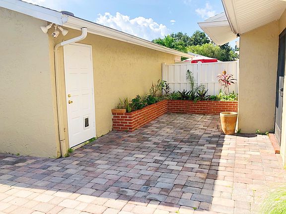 Private courtyard