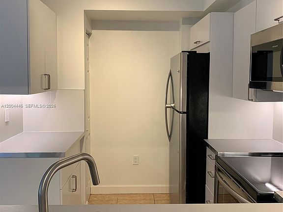 4th image of 2200 E Preserve Way