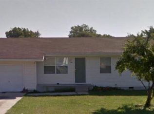 601 N 12th St, Elwood, KS 66024