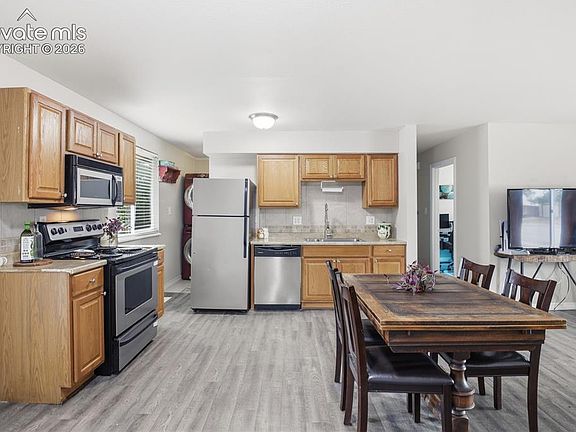 5th image of 1249 Atoka Dr