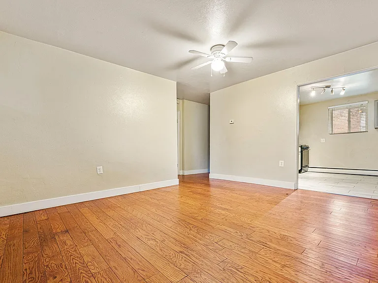 1214 Zephyr St #1214 — Photo 4