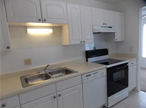 5th image of 11403 4th St N Unit 2