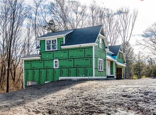 520 Greenbush Rd, Warwick, RI 02818