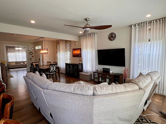 4th image of 130 Ginkgo Ln