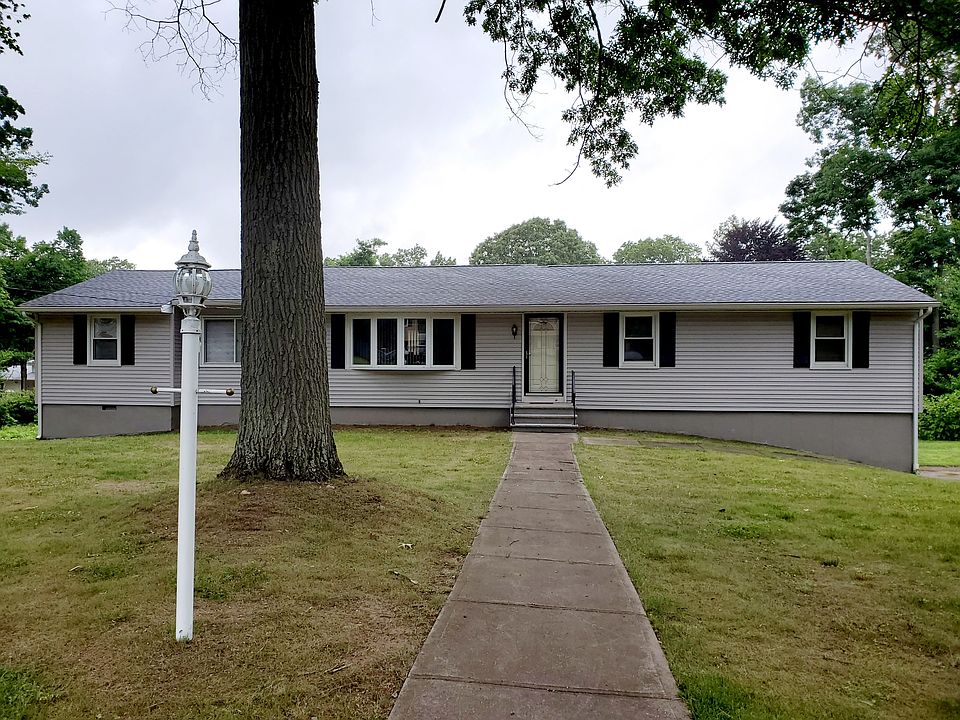6 Bowling Green Drive