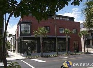 189 Saint Philip St, Charleston, SC 29403