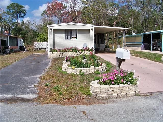 1st image of 13 Ivanhoe Ct
