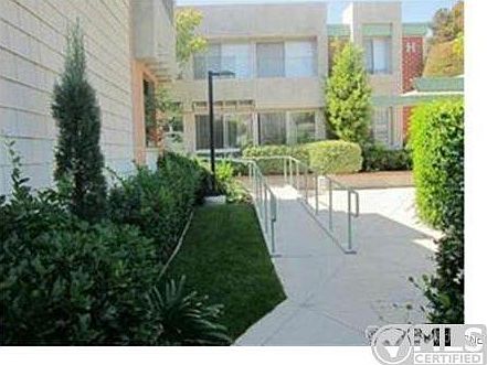 3rd image of 5301 Balboa Blvd Unit K2