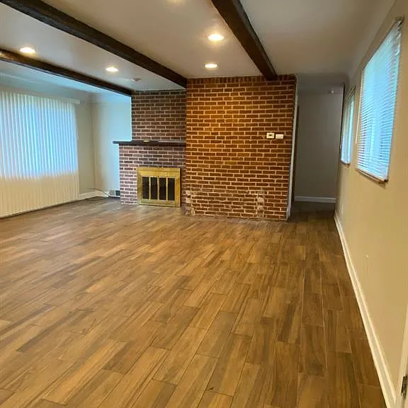 3358 Poplar Ave — Photo 4