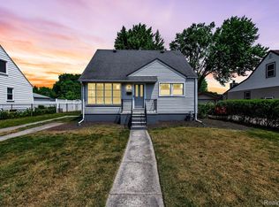 31650 Donnelly St, Garden City, MI 48135