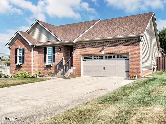 2nd image of 32 N Country Dr