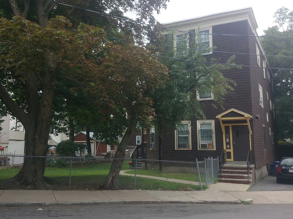 2nd image of 95 Willowwood St