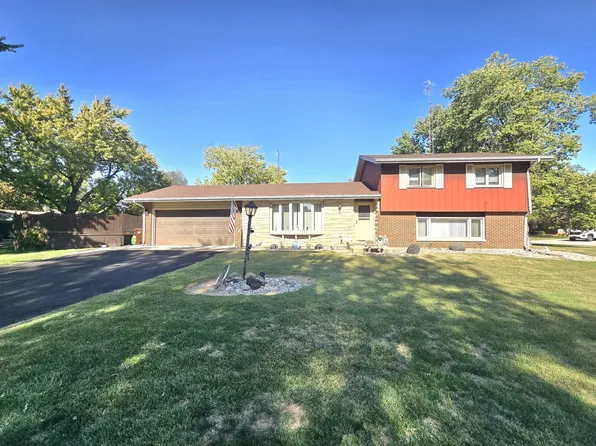 275 Hendron Ave, Clifton, IL 60927