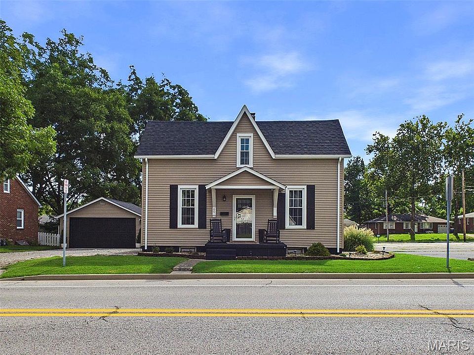 1st image of 801 Poplar St