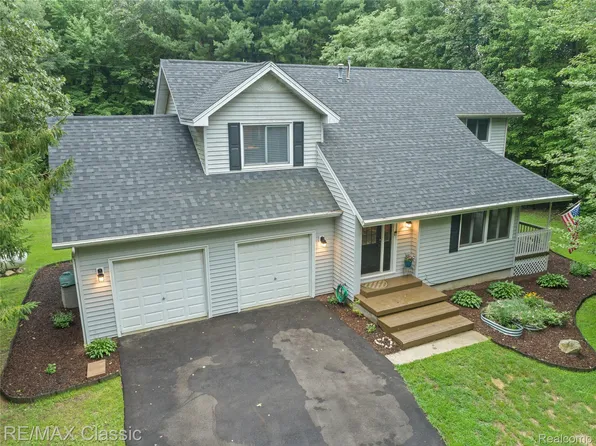 1249 Jefferson Rd, Clarklake, MI 49234