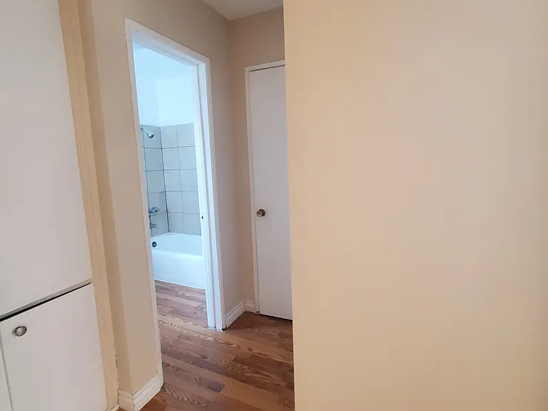 4043 Beck Ave #B — Photo 7
