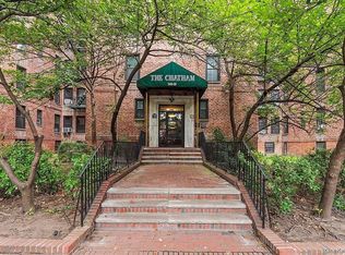 140-18 Burden Cres #209, Jamaica, NY 11435