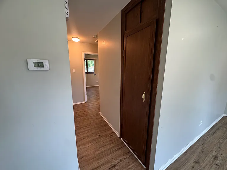 820 Park Ave — Photo 6