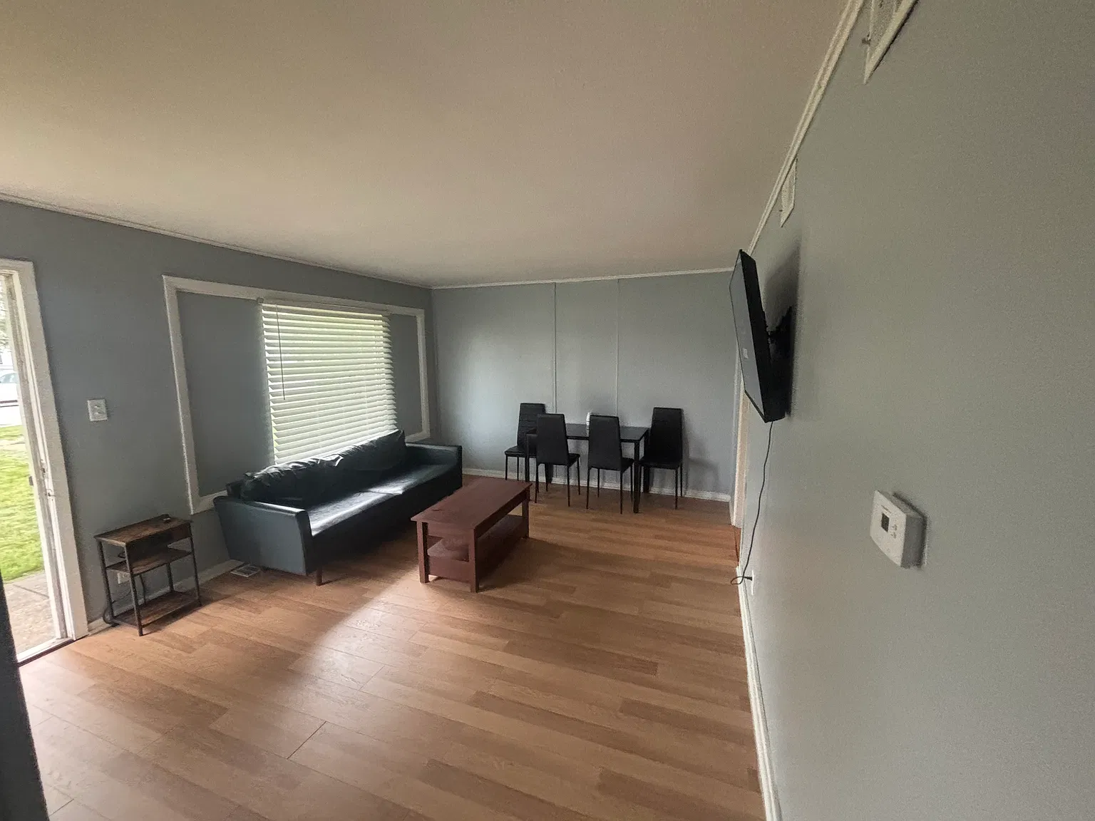 2029 Vermont St — Photo 3