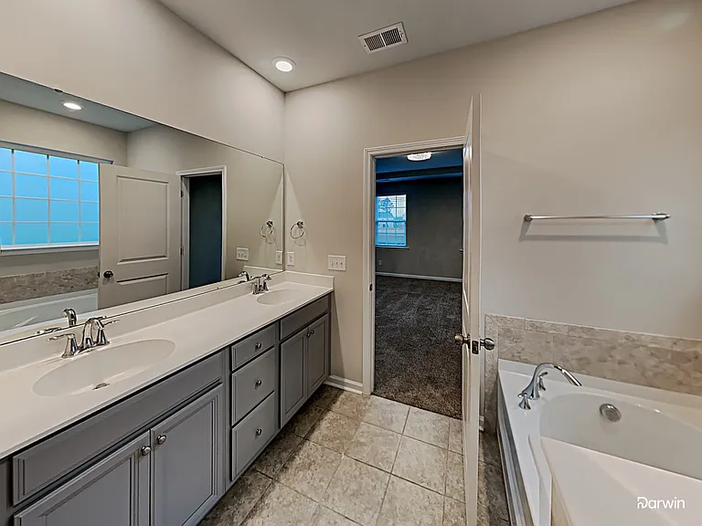 701 Redbud Ln — Photo 15