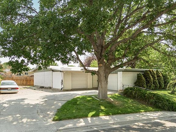 4th image of 1398 Santa Anita Ave