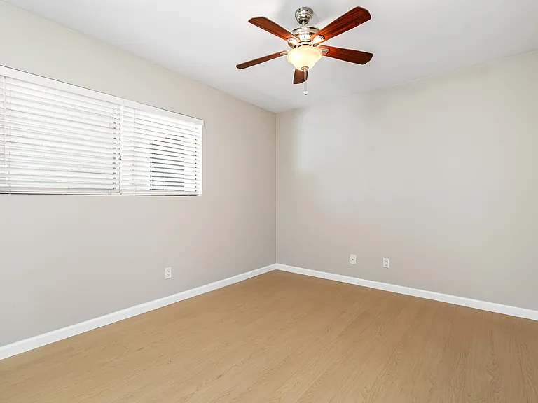 74210 Candlewood St #3 — Photo 17