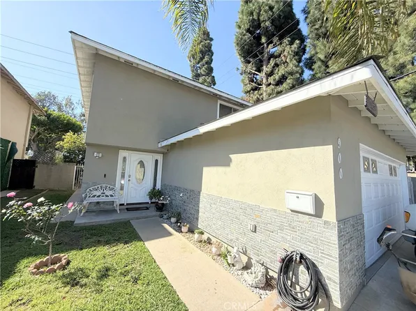 900 E Sagebank St, Carson, CA 90746