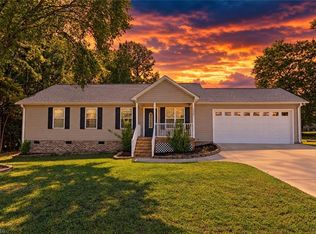 7527 Turnpike Rd, Archdale, NC 27263