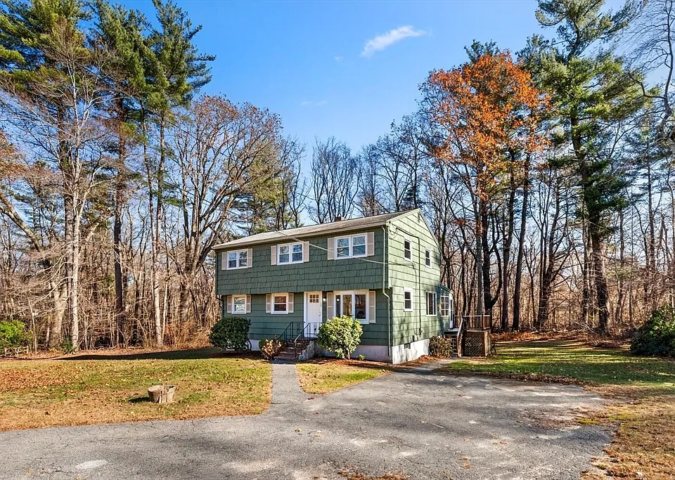12 Hickory Ln #12