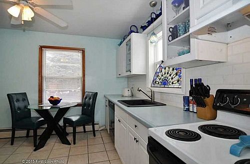 4th image of 7 White Ct