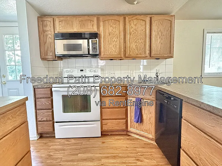 715 W Mikies Pl — Photo 7