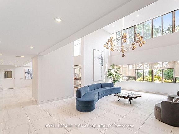 4th image of 1580 Mississauga Valley Blvd #906
