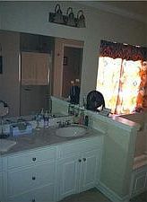 5th image of 4211 Parkridge Dr