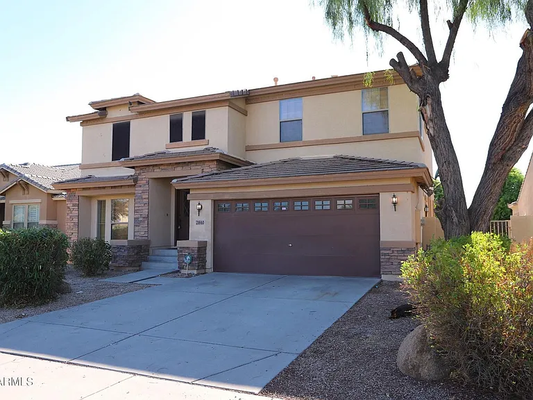 2840 S Miller Dr — Photo 4
