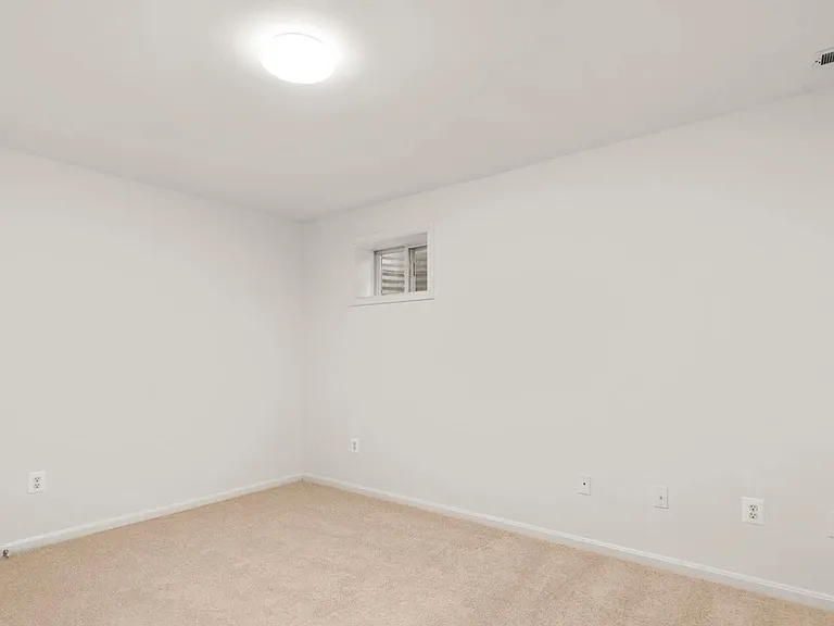Office/bedroom