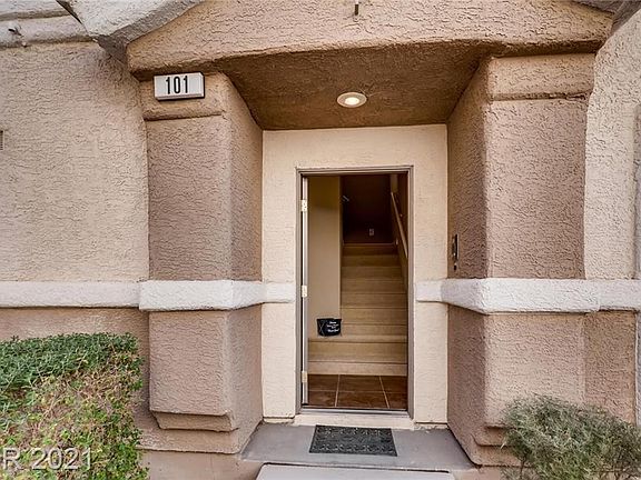 3rd image of 1093 Elation Ln Unit 1