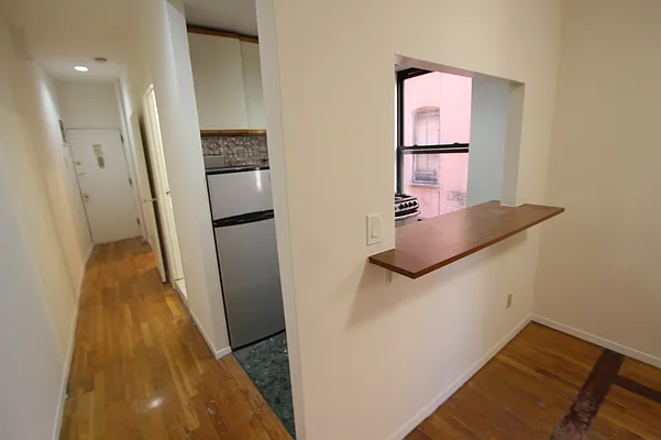 Rented by Compass | media 10