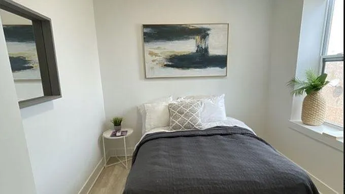 5100 Hudson Ave #205 — Photo 10